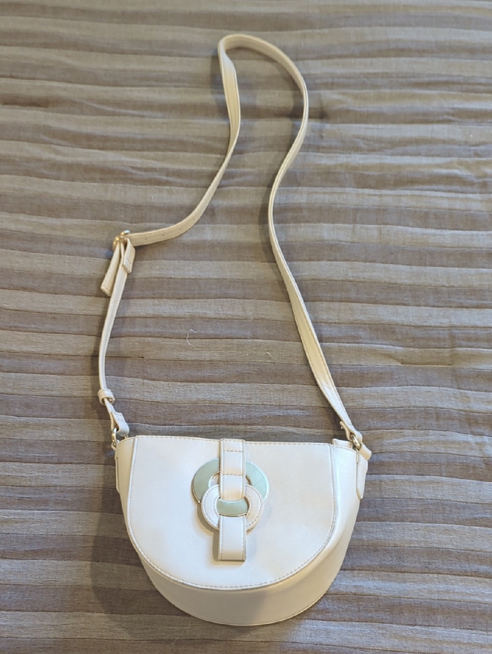 Cream Crossbody Shoulder Bag with Decorative Ring Accent